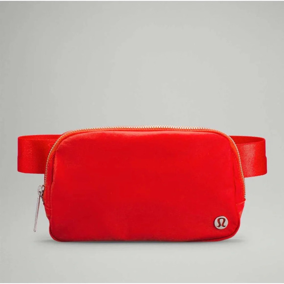 🆕❤️ OG Lululemon Everywhere Belt Bag - Autumn Red - Picture 6 of 8